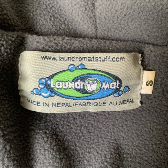 Laundromat Handmade in Nepal 100% Wool Zip Hoodie - Picture 3 of 16